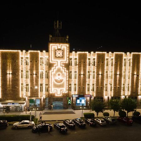Vagharshapat Richmind Hotel מראה חיצוני תמונה