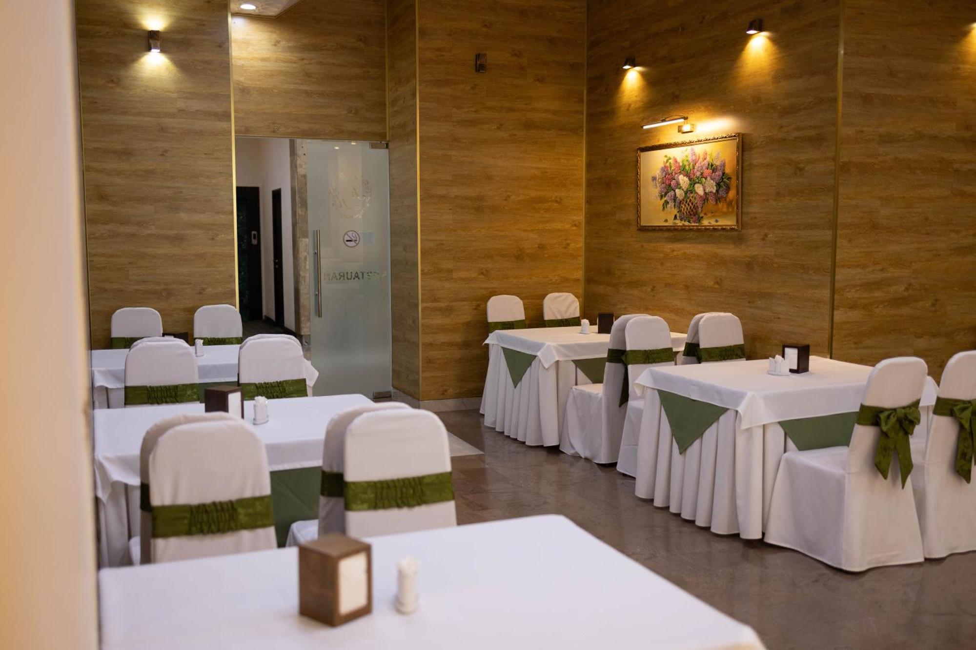 Vagharshapat Richmind Hotel מראה חיצוני תמונה