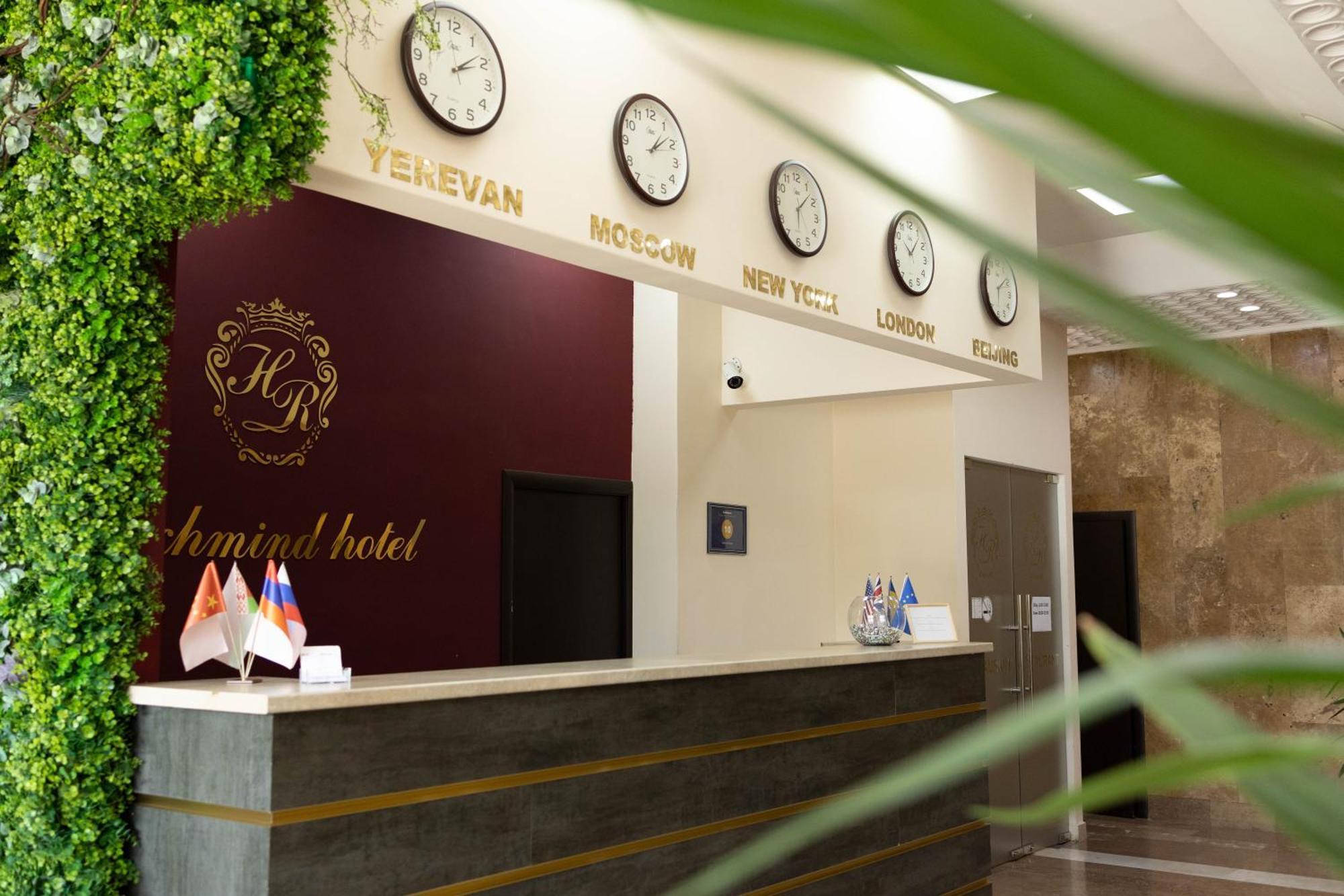 Vagharshapat Richmind Hotel מראה חיצוני תמונה