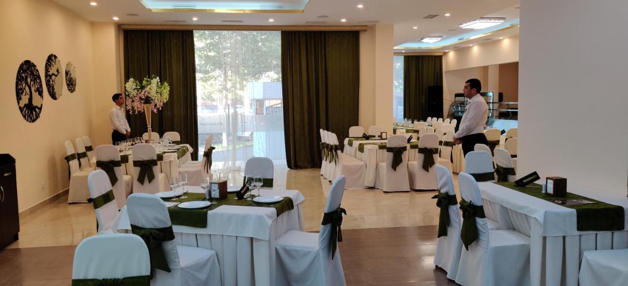 Vagharshapat Richmind Hotel מראה חיצוני תמונה